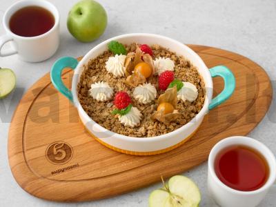 Obuolių krispas su avižomis pagrindine nuotrauka