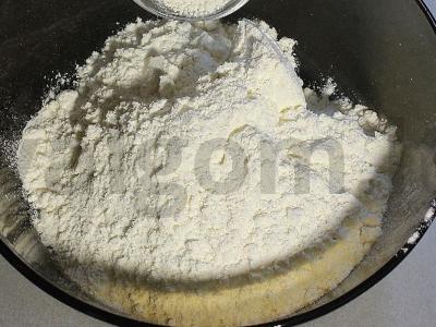 Sūrio pyragėliai Žingsnis 1