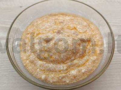 Pomidorų padažas su jogurtu ir sūriu pagrindine nuotrauka