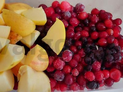 Rūgščių uogų kompotas Žingsnis 1