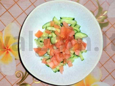 Salotas „Berta“ su garstyčių-grietinės padažu Žingsnis 2