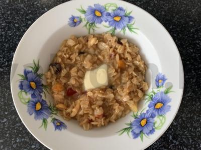 Avižinė košė su apelsinų sultimis, cukatais ir riešutais Žingsnis 3