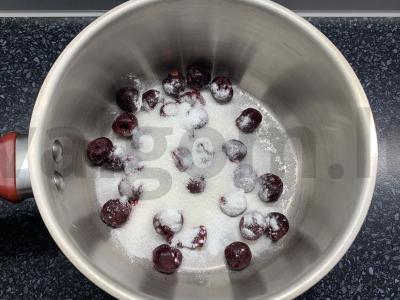 Vyšnių džemas su krakmolu Žingsnis 1