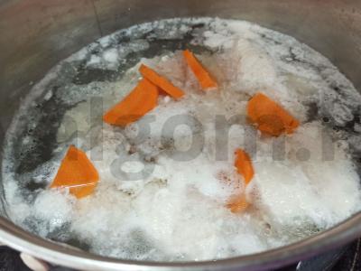 Vištienos sriuba su sėlenomis Žingsnis 3