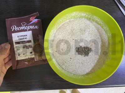 Naudingas duona iš žalios grikių su sėklomis Žingsnis 5