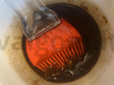 Marinuoti šonkauliukai su sojų padažu, paprika ir česnaku Žingsnis 4