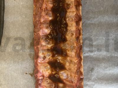 Marinuoti šonkauliukai su sojų padažu, paprika ir česnaku Žingsnis 6