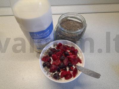 Čia pudingas su uogomis Žingsnis 2