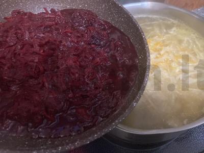 Borsčas su vištiena ir raugintais kopūstais Žingsnis 5