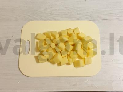 Troškinta mėsa su daržovėmis vakarienei Žingsnis 1