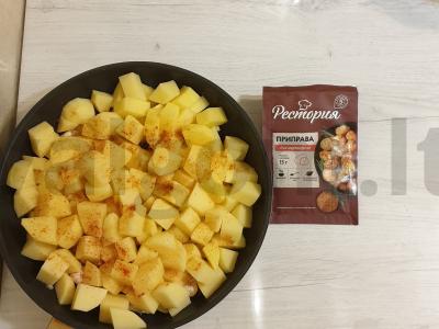 Troškinta mėsa su daržovėmis vakarienei Žingsnis 5