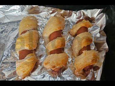 Namų dešrelės tešloje Žingsnis 6