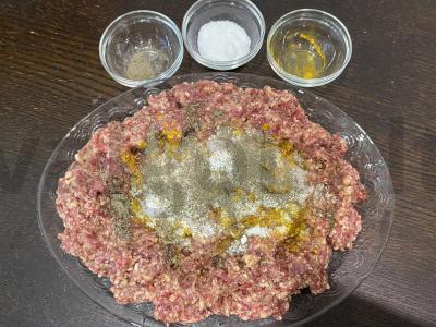 Dolma su jautienos faršu, ryžiais ir ciberžole Žingsnis 2