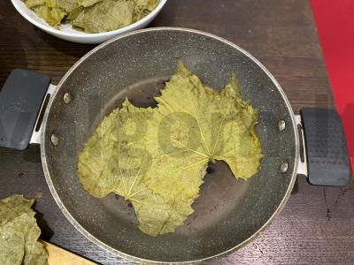 Dolma su jautienos faršu, ryžiais ir ciberžole Žingsnis 7