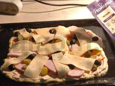 Pica „Skani“ su kumpiu ir sūriu Žingsnis 7