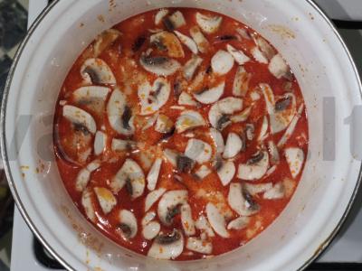 Tom Yum su vyšniniais pomidorais Žingsnis 6