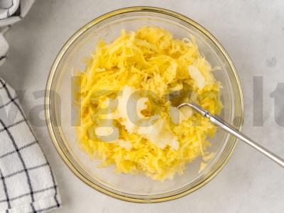 Bulviniai blynai be miltų ir kiaušinių Žingsnis 1