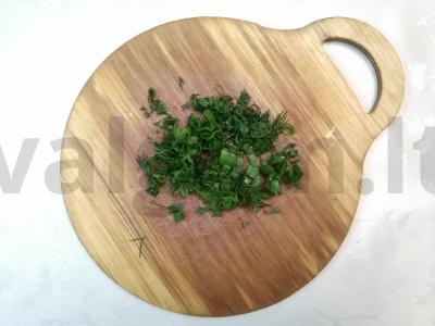 Varškės sūreliai su žolelėmis Žingsnis 1