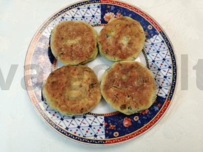 Varškės sūreliai su žolelėmis Žingsnis 6