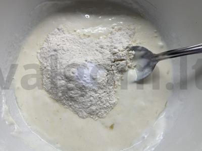 Graikiško jogurto ir grietinės blynai Žingsnis 2