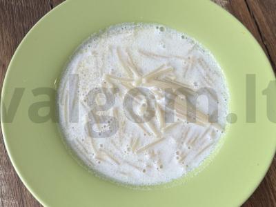 Pieninė sriuba su ghee sviestu pagrindine nuotrauka