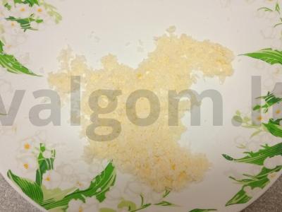 Migdolų ir kokosų drožlių saldainiai Žingsnis 2