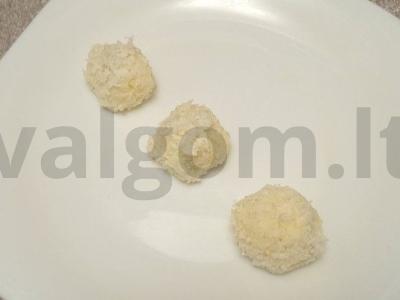 Migdolų ir kokosų drožlių saldainiai pagrindine nuotrauka