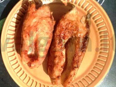 Karpių steikai su citrinos sultimis pagrindine nuotrauka