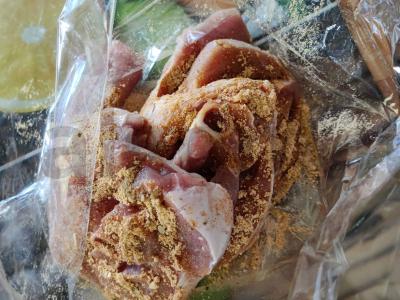 Kepta kalakutų blauzda prieskoniuose Žingsnis 2