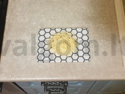 Aštrūs karšti sumuštiniai su marinuotais agurkais Žingsnis 2