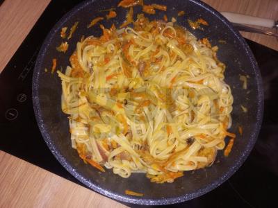 Makaronai su apkepu grietinėlėje Žingsnis 4