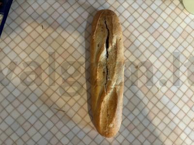 Krustingas bagetas su jūros gėrybėmis Žingsnis 1