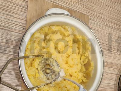 Bulvių košė su pienu per 40 minučių Žingsnis 3