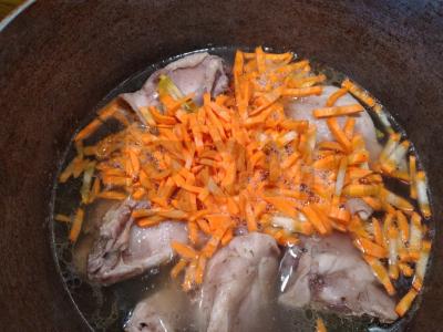 Skani vištiena su bulvėmis ir graikišku jogurtu Žingsnis 2