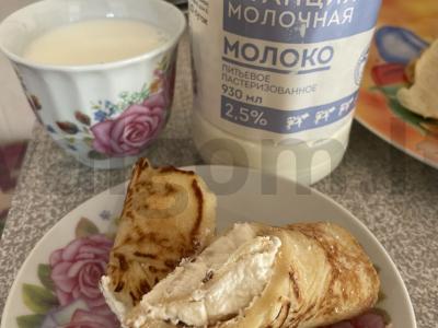 Blyniniai ritinėliai su varške desertui pagrindine nuotrauka