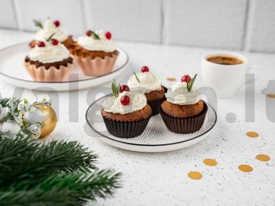 Meduoliai keksiukai pagrindine nuotrauka