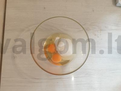 Purūs obuolių pyragas Žingsnis 1