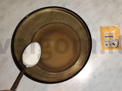 Saldus pyragas ant agurkų marinatų „Selyanočka“ Žingsnis 2