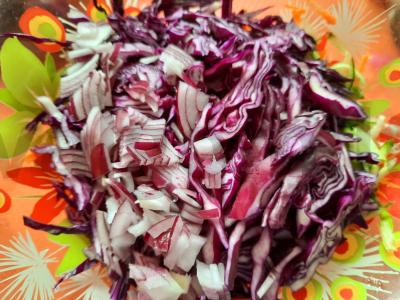 Vitaminų salotas „Raudonas“ Žingsnis 3