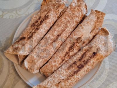 Dešrelės su sūriu lavaše pagrindine nuotrauka