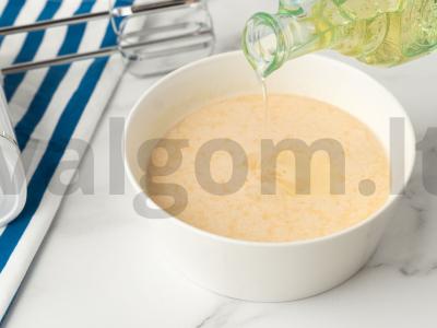 Blynai su plakta grietine Žingsnis 2