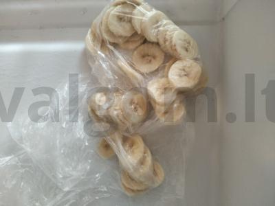 Bananų ir kėrobo ledai Žingsnis 2