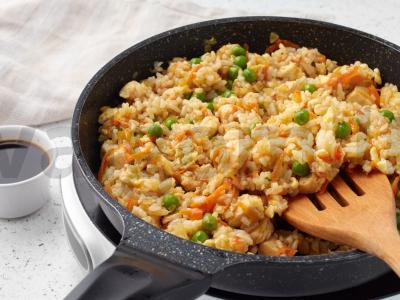 Keptas ryžiai su vištiena ir kiaušiniu Žingsnis 7