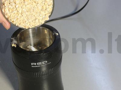 Blynai su avižomis, obuoliais, šokoladu ir riešutais Žingsnis 1