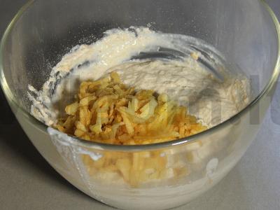 Blynai su avižomis, obuoliais, šokoladu ir riešutais Žingsnis 5