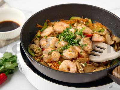 Krevetės su kiaušinių makaronais Žingsnis 9