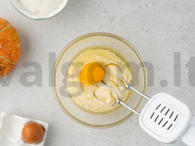 Kvapnus pyragas su moliūgu Žingsnis 1