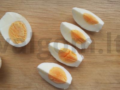 Salotos su kalmarų filė, Pekino kopūstu ir sezamu Žingsnis 3