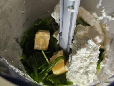 Špinatų PP varškėtukai Žingsnis 1