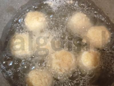 Sūrio rutuliukai užkandžiams Žingsnis 8